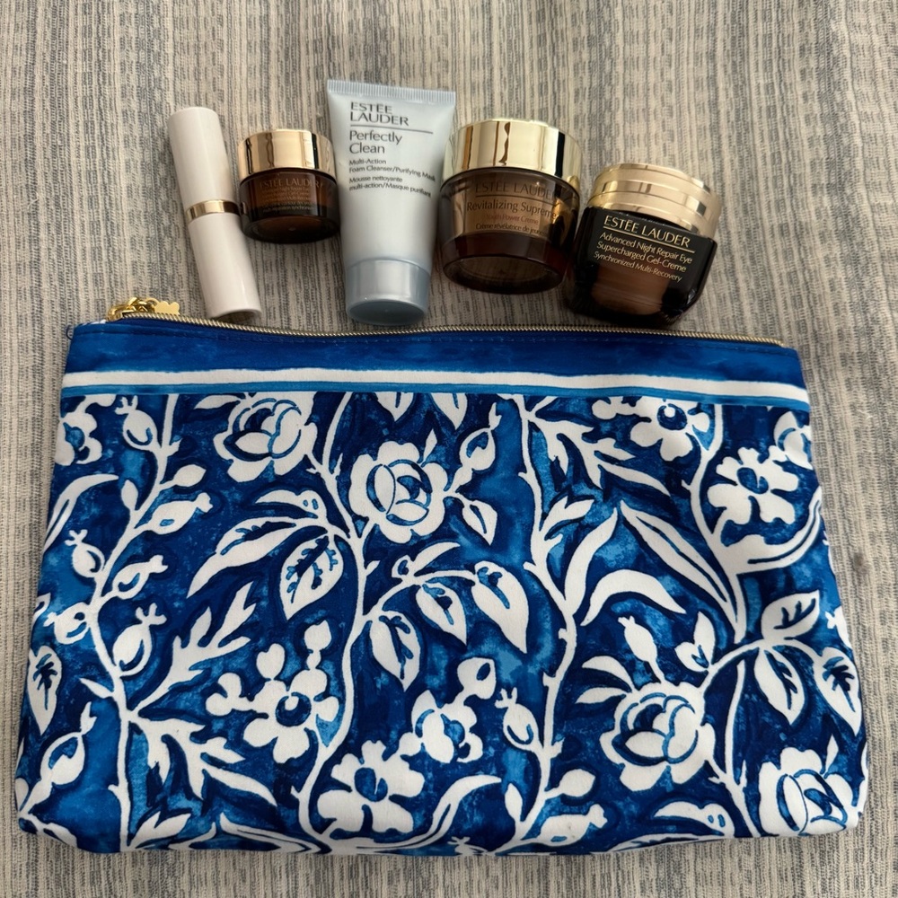 Estée Lauder 6-piece Skincare Gift Set